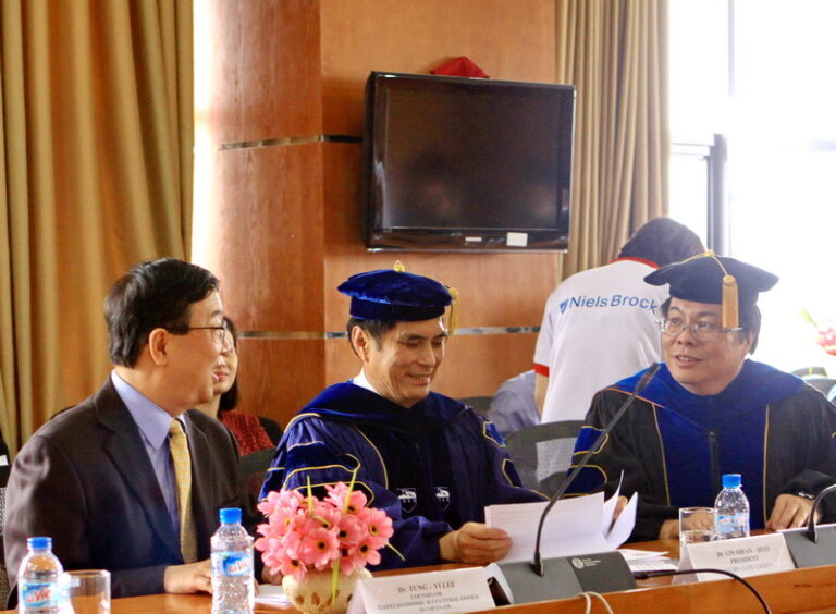 The Graduation Ceremony of EMBA Program (3rd Intake)