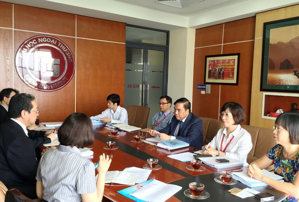 Signing ceremony of cooperation agreement in Parallel Undergraduate Training between Foreign Trade University and Kobe University (Japan)
