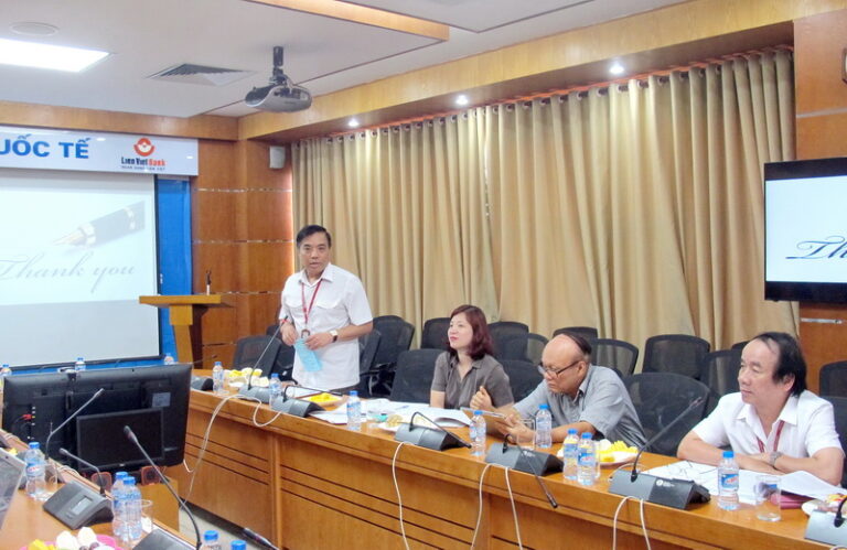 The seminar: “Improving programs, methods of teaching and English assessment”