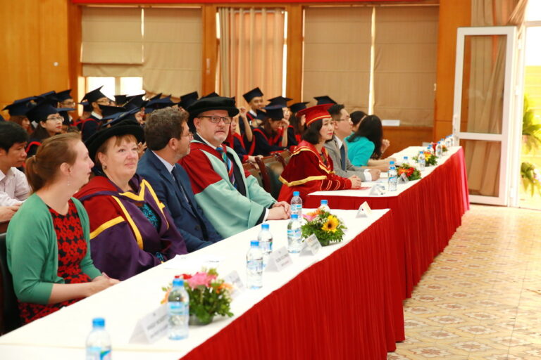Graduation Ceremony (Cohort 2) & Opening Ceremony (Cohort 3 & 4) of the  Bachelor of Arts (Hons) International Financial between FTU and London  Metropolitan University (UK)