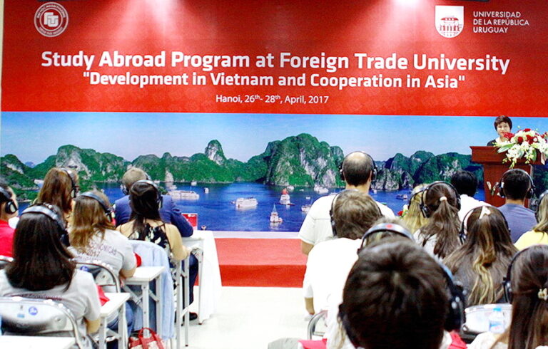 Opening, Closing and Awarding the certificate of “Development in Vietnam and Cooperation in Asia” for students of Uruguay National University