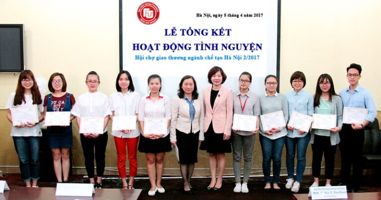 Summing Up the Volunteer Activity of Japanese Students