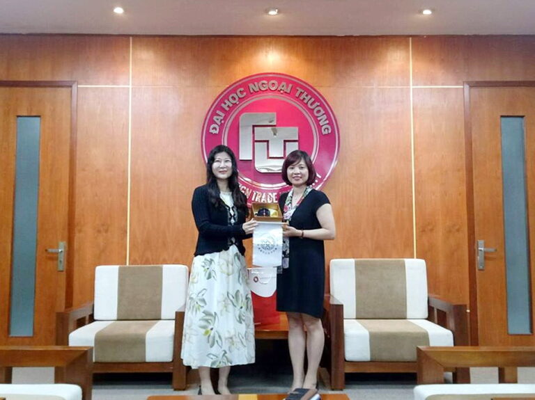 FTU welcomed the delgation of the National University of Kaohsiung