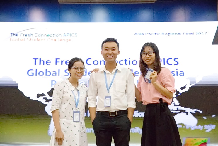 FTU students won big prizes at the final round of the Asia Pacific region in the Fresh Connection – Apics Global Student Challenge 2017 competition