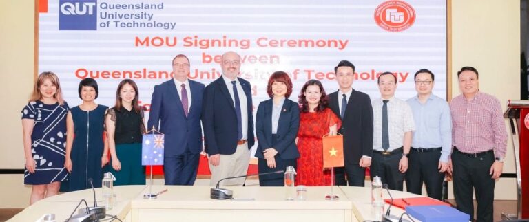 FOREIGN TRADE UNIVERSITY AND QUEENSLAND UNIVERSITY OF TECHNOLOGY (AUSTRALIA) INK MEMORANDUM OF COOPERATION