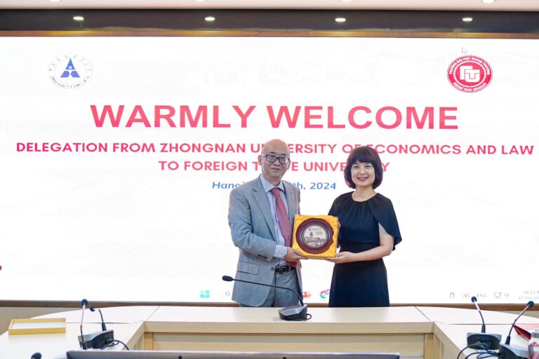 SCHOOL LEADERSHIP RECEIVED AND WORKED WITH THE WORKING DELEGATION OF ZHONGSAN UNIVERSITY OF ECONOMICS AND LAW (CHINA)