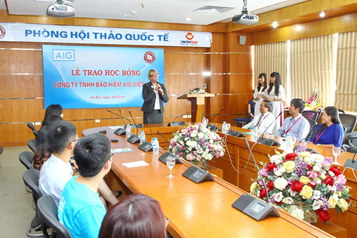 Full scholarship ceremony of AIG Insurance Co., Ltd Vietnam